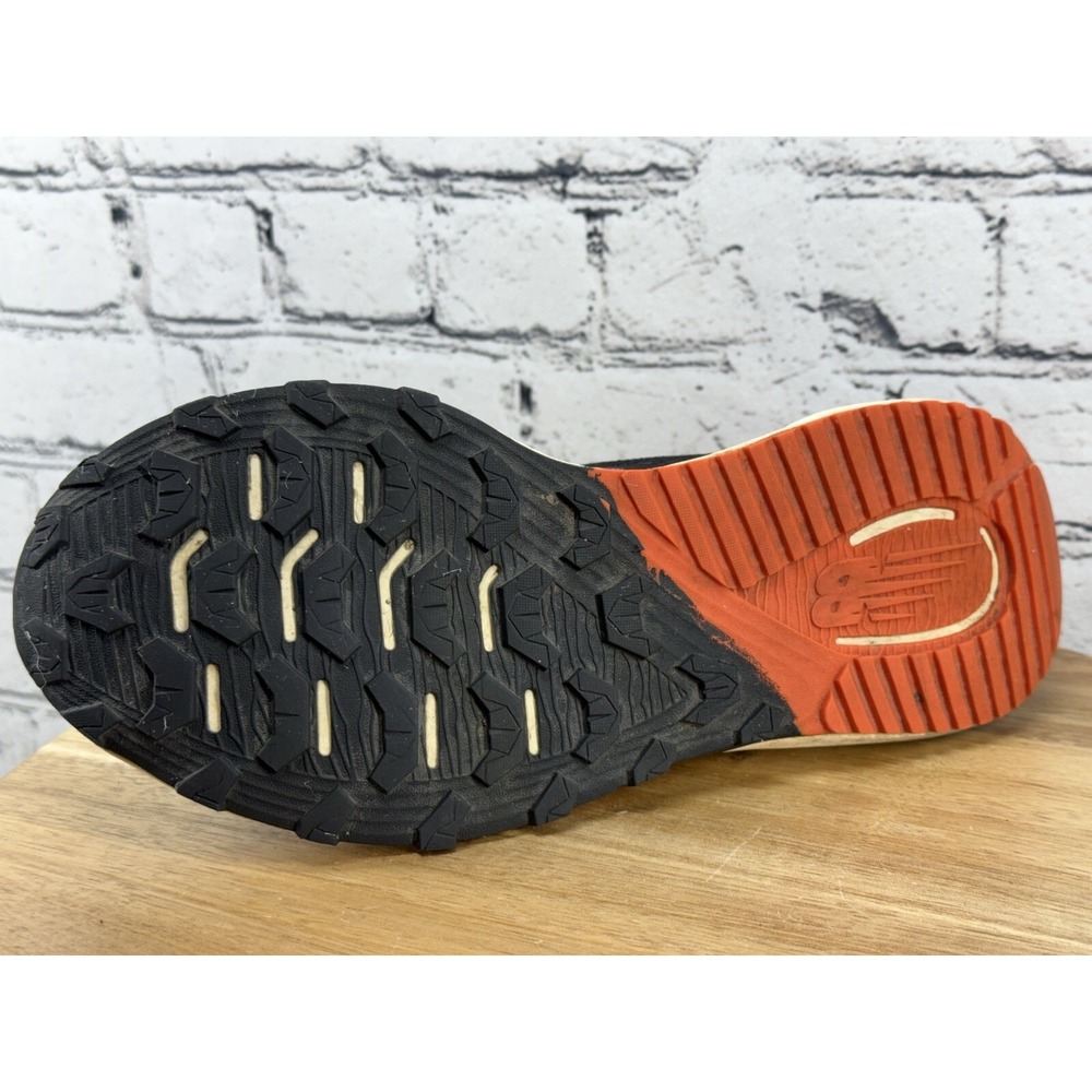 New Balance DynaSoft Nitrel‎ V4 Trail Running Shoe Black/Orange Women's Size 9.5 - Picture 9 of 15